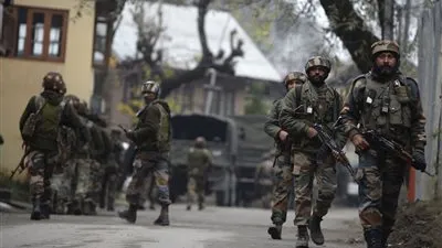 باكستان تعتقل 120 عنصراً من المجموعات المتطرفة