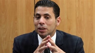 برلماني يطالب بإجراء تحليل مخدرات لطلاب الجامعات 