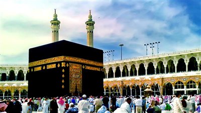 تعرف على تاريخ الكعبة وأطوار بنائها