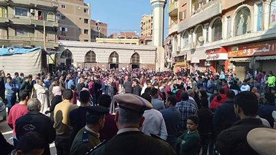 جنازة عسكرية للشهيد أحمد عبدالحميد بمسقط رأسه في طوخ وسط هتافات 