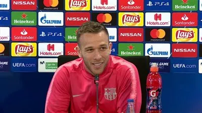 أرثر: مواجهة ليون خطيرة جدًا.. وأعتذر لحضوري 