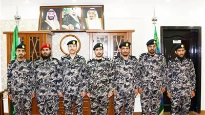 قائد أمن المنشآت بالمدينة يقلد عدداً من الأفراد رتبهم الجديدة