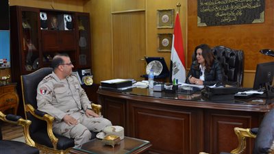 محافظ دمياط تستقبل المستشار العسكري الجديد 
