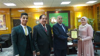 عميد زراعة المنيا: اتحاد الطلاب همزة الوصل وأداة تنفيذ الأنشطة (صور)