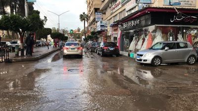 رياح مثيرة للرمال والأتربة وأمطار.. بيان هام من الأرصاد بشأن طقس اليوم