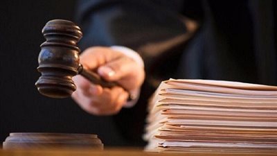 حبس 3 عاطلين لسرقتهم مخزن أسمنت بالنهضة