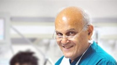 هكذا رد مجدي يعقوب على شائعة تعرضه لوعكة صحية