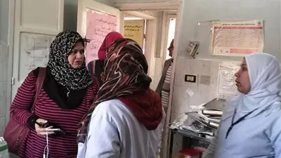 رئيس مدينة قها: توفير الخدمات الطبية لـ 166 منتفعة في أول أيام مبادرة 