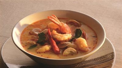 طريقة سهلة لعمل شوربة توم يام التايلاندية