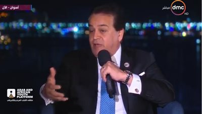 وزير التعليم العالي: البحث العلمي لا يوجد على خريطة اهتمام المستثمرين في مصر