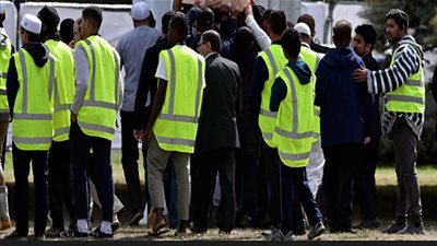 بدء مراسم تشييع جثامين ضحايا هجوم المسجدين الإرهابي بـ