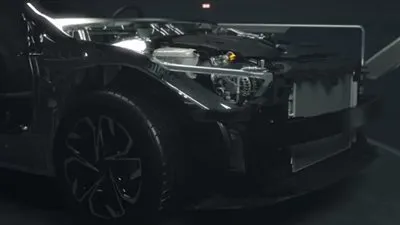 هيونداي تقدم الجيل الجديد من قواعد العجلات في سوناتا (فيديو)