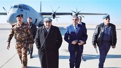 رئيس وزراء العراق يبدأ زيارته الأولى لمصر
