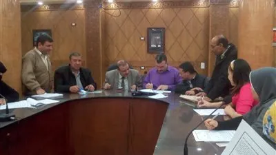 وكيل تعليم القليوبية يوقع 315 عقدًا للمعلمين الجدد