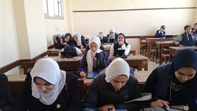 وكيل تعليم دمياط: لا داعي للقلق من امتحان التابلت 
