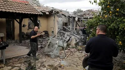 حماس تبلغ مصر: الصاروخ أطلق على إسرائيل بالخطأ