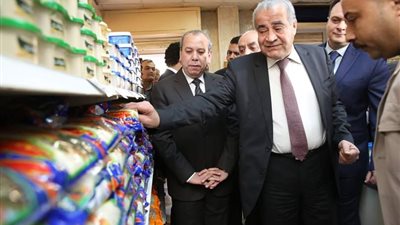 مساعد وزير التموين للاستثمار: نستعد لطرح فرص تجارية جديدة في 17 محافظة