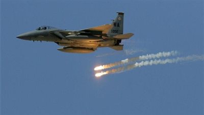 ضربات جوية إسرائيلية على حلب بعد قرار ترامب بشأن الجولان