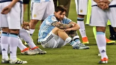 ميسي يختار أفضل 5 لاعبين في العالم ويستثني كريستيانو رونالدو