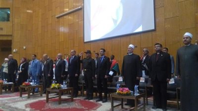 وفدًا من جامعة السويس يشارك في أسبوع الشعوب بأسيوط 