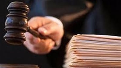 المشدد 10 سنوات لـ3 متهمين بضرب مسنة لسرقتها بالإكراه بدار السلام