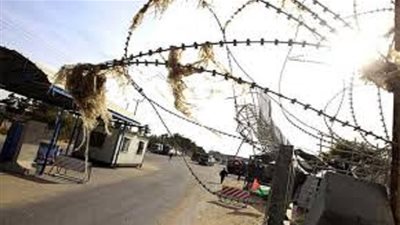 الاحتلال يعيد فتح معبر غزة التجاري في محاولة لتخفيف التوترات