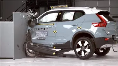 فولفو XC40 موديل 2019 الجديدة تفوز بأعلى تقييمات الأمان (فيديو)