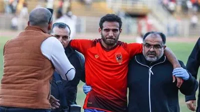 هشام محمد خارج حسابات الأهلي في رحلة صن داونز