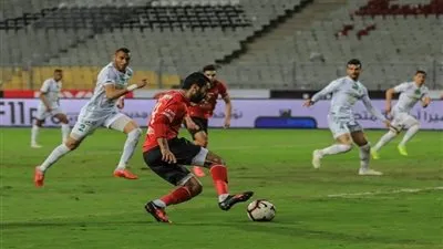 مدرب منتخب مصر السابق يوجه رسالة نارية لـ