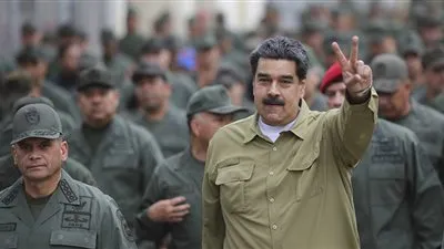 مادورو يسعى لزيادة قوات الجيش الفنزويلي إلى 3 ملايين شخص