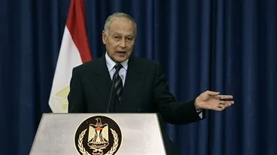 أبو الغيط يدعو إلى ضبط النفس لتسوية الأزمة الليبية