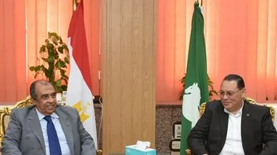 وزير الزراعة من الشرقية: تحديد سعر توريد  طن القمح بـ 685 جنيه (صور)