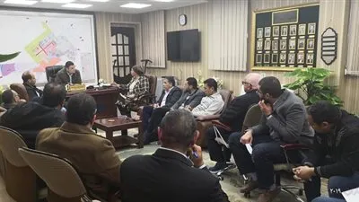 رئيس جهاز 6 أكتوبر يبحث حل مشاكل سكان الحيين الأول والثانى