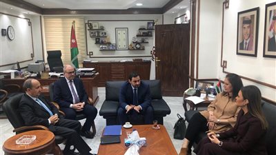   وزراء الاستثمار والبترول والتجارة يبحثون مع وزير الصناعة الاردنى سبل تعزيز العلاقات الاقتصادية   