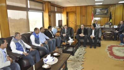 رئيس جامعة قناة السويس: جاهزون للمساهمة في نجاح تنظيم بطولة إفريقيا 