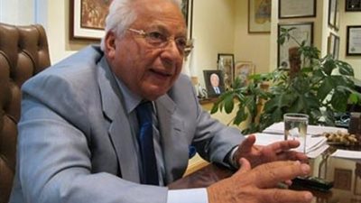 أحمد عكاشة: 30% من سكان العالم مرضى نفسيين