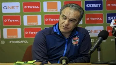 عاجل.. الكشف عن موعد إقالة لاسارتي من تدريب الأهلي