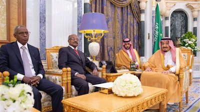 خادم الحرمين الشريفين يتسلَّم رسالة من الرئيس الإريتري