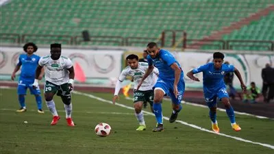 نجاة طاقم حكام مباراة الزمالك والمصري من الموت (صورة)