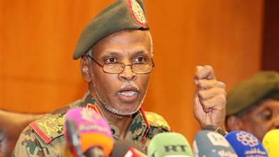 السودان: المجلس العسكري يدعو للالتزام بحظر التجوال