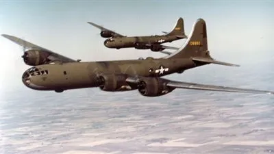 اليوم الأسود بأمريكا.. إسقاط 14 طائرة في 10 دقائق