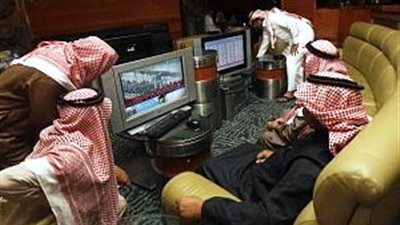 مؤشر الأسهم السعودية يغلق منخفضًا