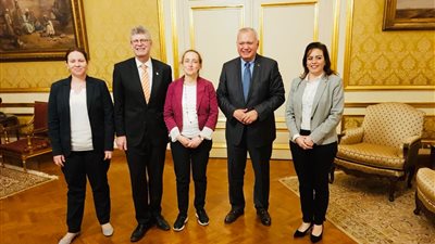 السفير محمد العرابي يلتقي وفد برلماني ألماني لبحث سبل التعاون 