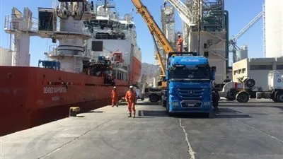 تداول 353 شاحنة بضائع بموانئ البحر الأحمر