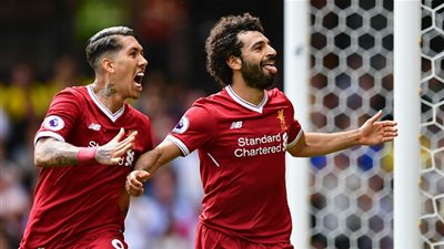 أسطورة مانشستر يونايتد يفاجئ ليفربول ومحمد صلاح 