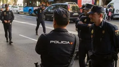 إخلاء برج يضم عدة سفارات في مدريد بعد إنذار بوجود قنبلة