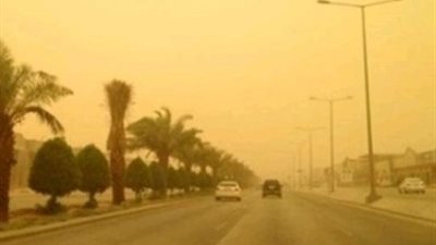استمرار النشاط في الرياح السطحية وشبه انعدام الرؤية في تبوك