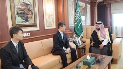 نائب أمير منطقة ⁧‫جازان‬⁩ يستقبل القنصل الكوري الجنوبي لدى المملكة