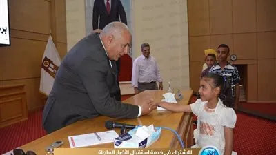 الوادي الجديد تسلم شيكات لـ 258 حالة بإحتفالية يوم اليتيم