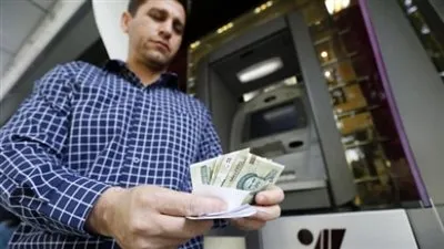 اقتصاد إيران يواصل السقوط